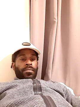 Snapshot of patrickfc_ chatting on September 24, 2025, 4:32 pm patrickfc online show from September 24, 2025, 4:32 pm