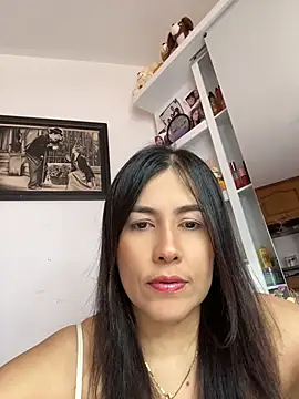 manuela star online show from May 20, 2026, 5:19 pm