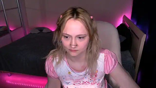 Snapshot of MariaMango chatting on January 18, 2025, 12:57 am MariaMango online show from January 18, 2025, 12:57 am