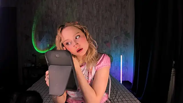 Snapshot of MariaMango chatting on February 11, 2025, 12:38 am MariaMango online show from February 11, 2025, 12:38 am