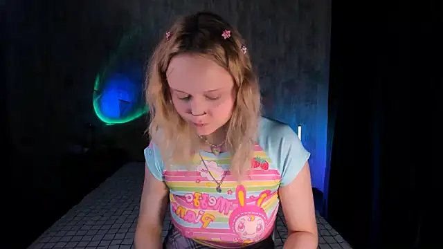 Snapshot of MariaMango chatting on February 12, 2025, 2:35 am MariaMango online show from February 12, 2025, 2:35 am