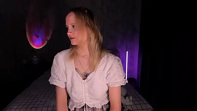 Snapshot of MariaMango chatting on February 14, 2025, 2:18 am MariaMango online show from February 14, 2025, 2:18 am