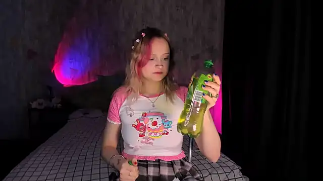 Snapshot of MariaMango chatting on February 17, 2025, 11:53 pm MariaMango online show from February 17, 2025, 11:53 pm