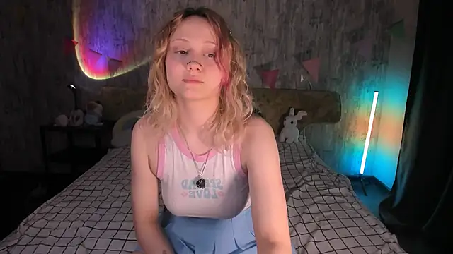 Snapshot of MariaMango chatting on February 25, 2025, 10:29 pm MariaMango online show from February 25, 2025, 10:29 pm