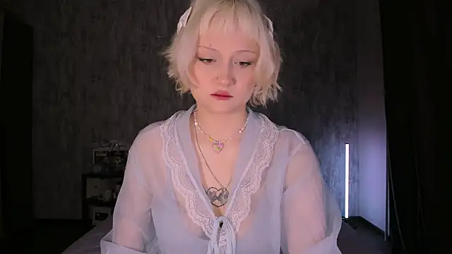 Snapshot of MariaMango chatting on September 14, 2025, 11:15 pm MariaMango online show from September 14, 2025, 11:15 pm