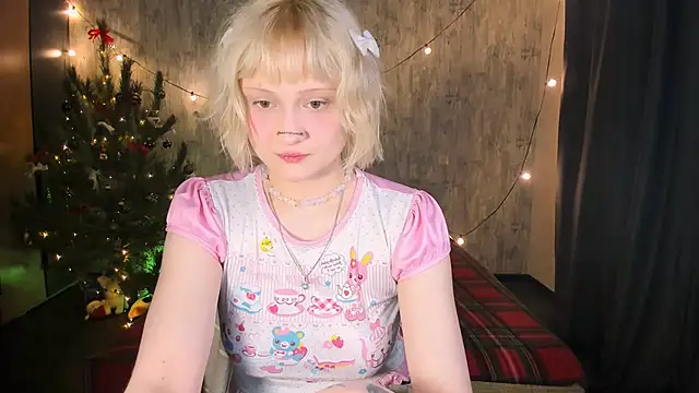 Snapshot of MariaMango chatting on December 21, 2025, 2:51 am MariaMango online show from December 21, 2025, 2:51 am