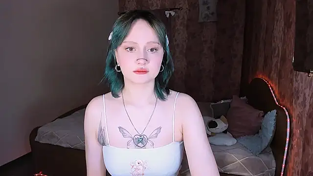 MariaMango online show from May 15, 2026, 9:22 pm