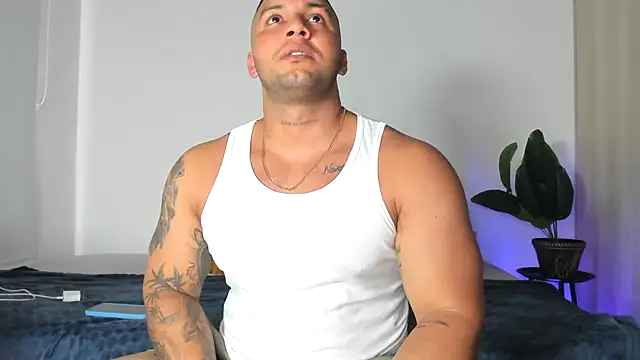 Snapshot of frank_myles chatting on January 17, 2026, 8:45 pm frank myles online show from January 17, 2026, 8:45 pm