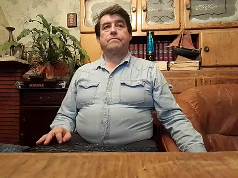 sympatrique online show from December 14, 2024, 9:24 pm