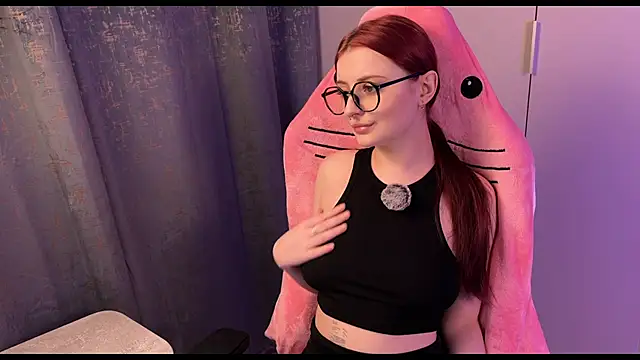 RozieRose online show from October 11, 2025, 4:55 am