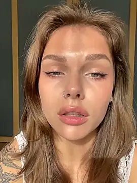 Snapshot of HumbleJess chatting on October 3, 2025, 9:50 am HumbleJess online show from October 3, 2025, 9:50 am