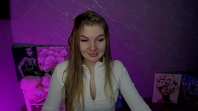lily williamss online show from May 15, 2026, 11:01 pm