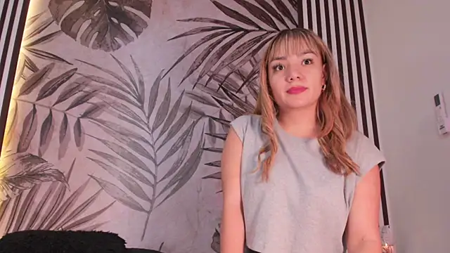 Samaantha-White online show from February 12, 2025, 11:51 am