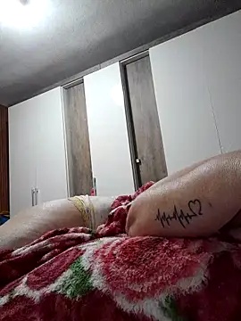 marcialoira online show from November 15, 2025, 12:02 pm