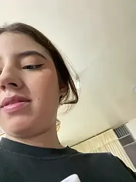 Snapshot of Lia_sex69 chatting on February 4, 2025, 11:49 am Lia sex69 online show from February 4, 2025, 11:49 am