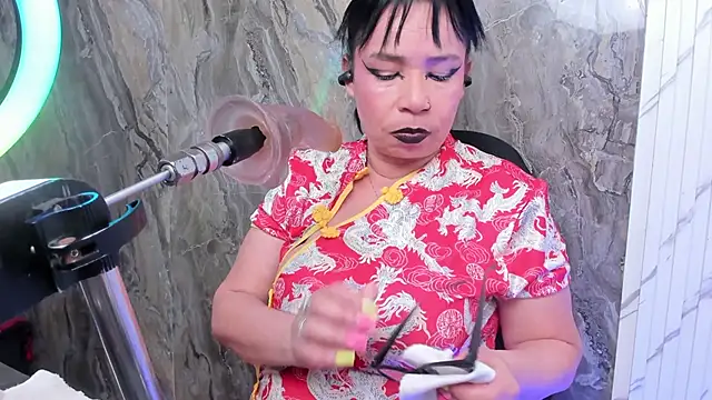 annie wigg online show from March 21, 2026, 3:55 am