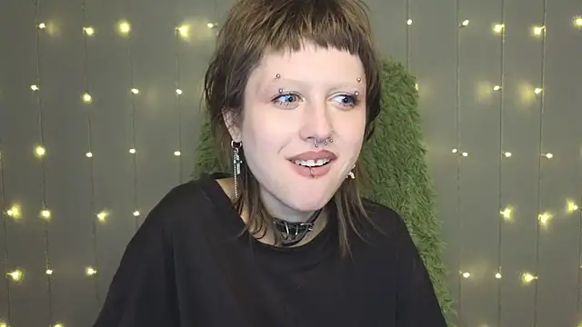 kortny yo online show from December 6, 2024, 3:52 am