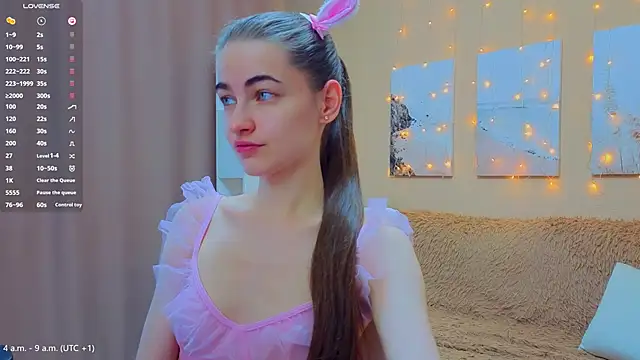 AstoriyaNight online show from April 4, 2026, 4:11 am