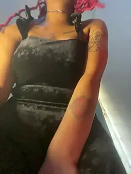 Cherrytowild online show from March 7, 2025, 6:24 am