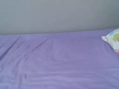 femaqueen online show from January 7, 2026, 8:00 pm