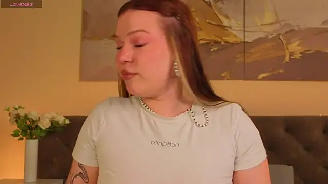 Snapshot of Naomi_B1ack chatting on June 10, 2026, 1:06 am Naomi B1ack online show from June 10, 2026, 1:06 am