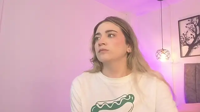 Snapshot of Andy_and_emma chatting on February 1, 2026, 12:37 pm Andy and emma online show from February 1, 2026, 12:37 pm