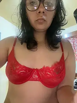 ashhleyyyy online show from October 2, 2025, 3:41 pm