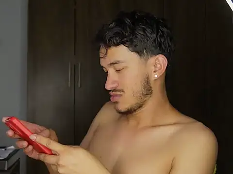 Snapshot of FelipheLive chatting on February 11, 2026, 5:23 am FelipheLive online show from February 11, 2026, 5:23 am