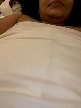 Snapshot of winterforu chatting on November 25, 2025, 9:09 am winterforu online show from November 25, 2025, 9:09 am