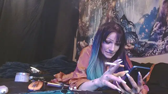 Snapshot of HighCityHoney chatting on February 11, 2025, 10:28 pm HighCityHoney online show from February 11, 2025, 10:28 pm