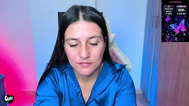 Saskyaa online show from November 23, 2025, 1:27 am