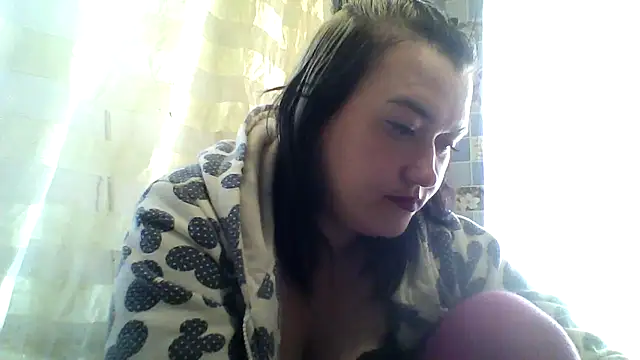 Snapshot of HollyLaBerry chatting on May 14, 2026, 5:58 am HollyLaBerry online show from May 14, 2026, 5:58 am