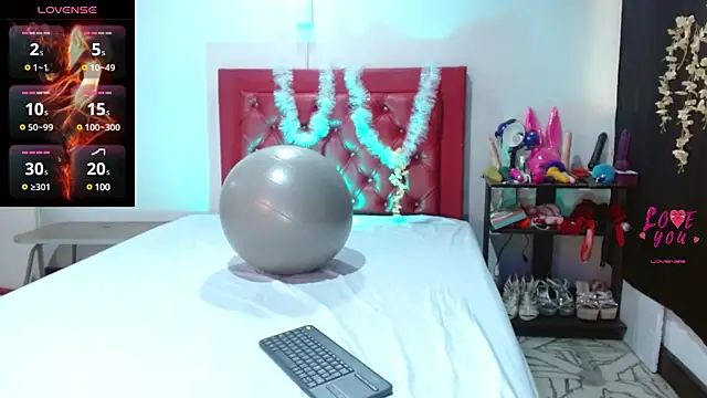 cleopatraa online show from January 23, 2025, 8:45 pm