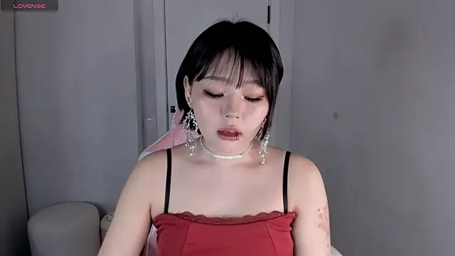hee young11 online show from February 14, 2026, 5:10 pm