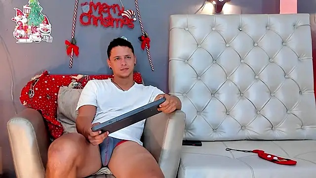 MITCHELL BURNS online show from December 14, 2024, 1:28 am