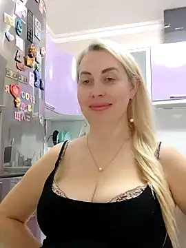 HotJanet online show from March 16, 2025, 4:12 pm