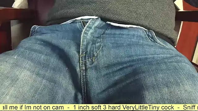 smoothandtiny online show from November 17, 2025, 7:36 am