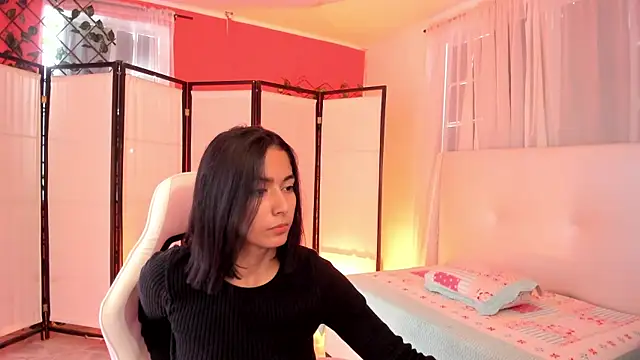 Snapshot of your_khloe chatting on November 11, 2025, 1:33 pm your khloe online show from November 11, 2025, 1:33 pm