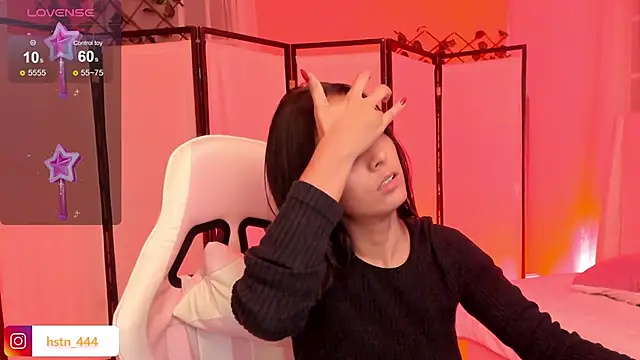 Snapshot of your_khloe chatting on November 15, 2025, 2:20 am your khloe online show from November 15, 2025, 2:20 am