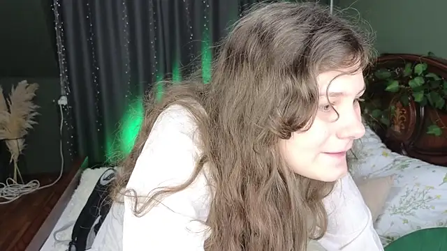 Charlotte wow online show from December 4, 2025, 8:28 pm