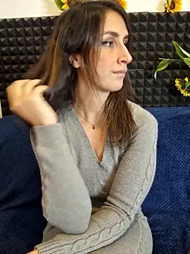 Stefania PT online show from November 19, 2025, 10:59 am