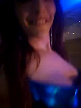 Snapshot of Luna_Kitanna chatting on January 5, 2025, 11:01 pm Luna Kitanna online show from January 5, 2025, 11:01 pm