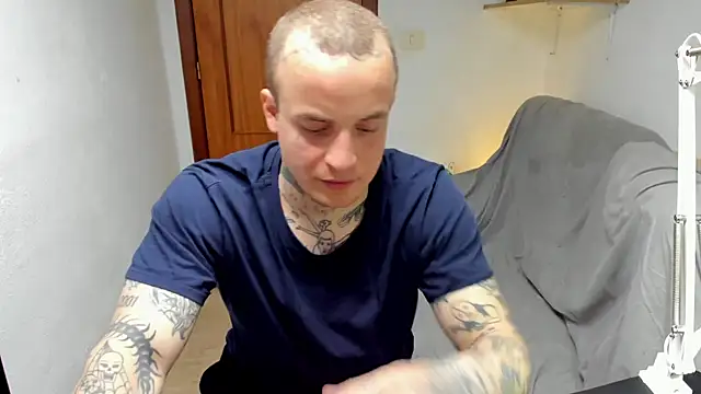 layneinchains online show from April 17, 2026, 2:53 pm