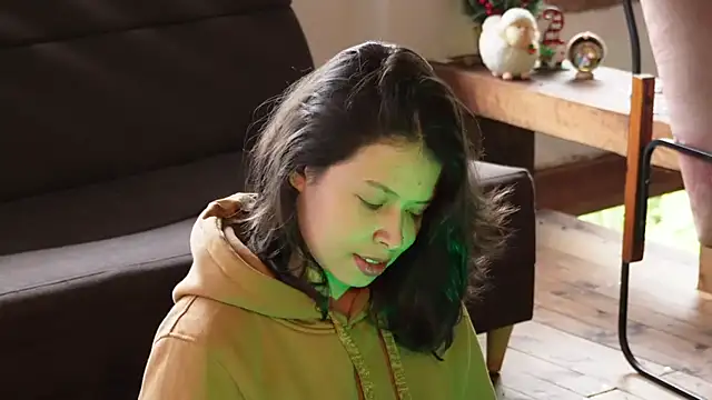 Kozzy  online show from December 28, 2024, 8:36 pm