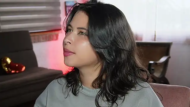 Kozzy  online show from November 12, 2025, 9:03 pm