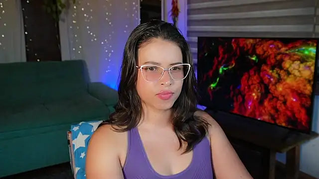 Snapshot of Kozzy_ chatting on May 30, 2026, 10:40 pm Kozzy online show from May 30, 2026, 10:40 pm
