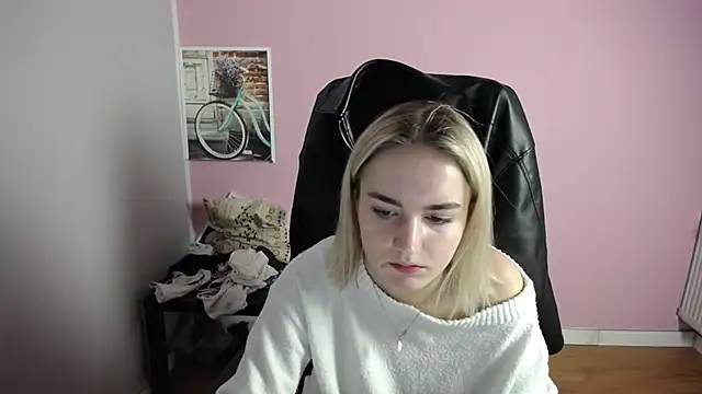 viktoria lovely online show from April 22, 2026, 6:27 am