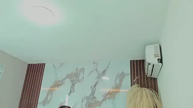 Snapshot of aidaadams chatting on March 10, 2025, 12:37 pm aidaadams online show from March 10, 2025, 12:37 pm