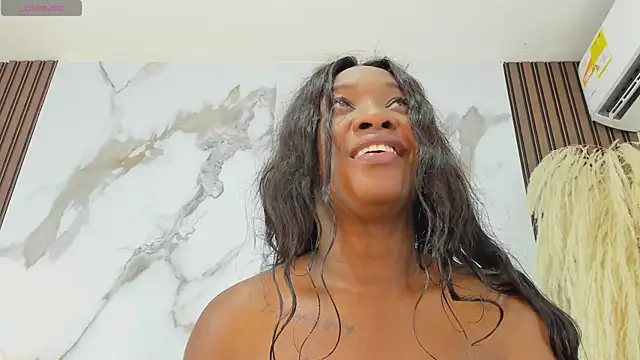 Snapshot of aidaadams chatting on March 13, 2025, 6:12 pm aidaadams online show from March 13, 2025, 6:12 pm