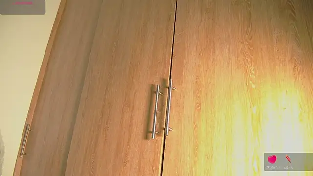 Snapshot of aidaadams chatting on October 20, 2025, 11:32 am aidaadams online show from October 20, 2025, 11:32 am